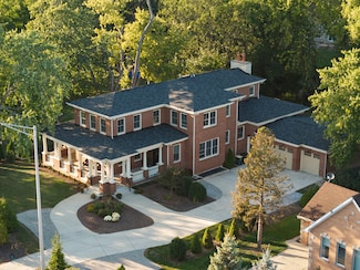 326 E Central Rd, Arlington Heights, IL 60005