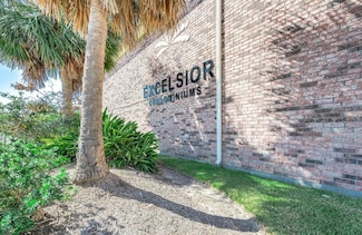 402 Postoffice St Unit 123, Galveston, TX 77550