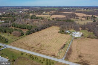 462 Woodview Rd, West Grove, PA 19390