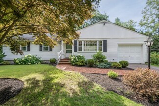 130 Whitcomb Ave, Littleton, MA 01460