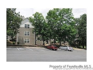 6792 Willowbrook Dr Unit 16, Fayetteville, NC 28314