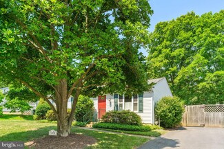 5378 Laura Belle Ln, Fairfax, VA 22032