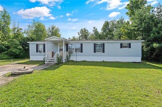 898 Towne Rd, Pulaski, NY 13142