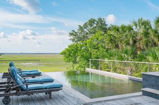 2402 Raven Dr, Sullivans Island, SC 29482