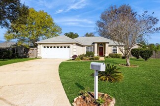 4402 Crestmont Ct, Gulf Breeze, FL 32563