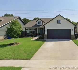 2113 E Winston St, Broken Arrow, OK 74011