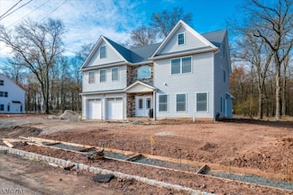 92 Hancock Rd, Piscataway, NJ 08854