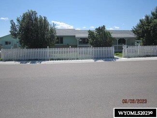 815 Leal St, Douglas, WY 82633