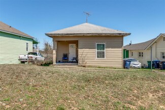 2102 Lee Ave, Fort Worth, TX 76164