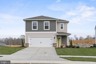 27 Seabiscuit Ct, Lexington, VA 24450