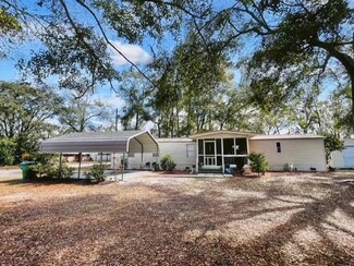204 Carter Ave NE, Branford, FL 32008