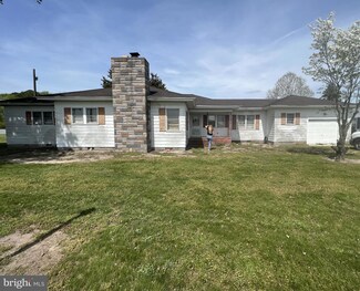 27536 Ocean Gateway, Hebron, MD 21830