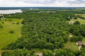 6 S 650 Rd, Grove, OK 74344