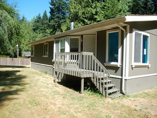 245 Mill Rd, Point Roberts, WA 98281