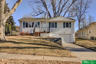 12309 Seldin Dr, Omaha, NE 68144