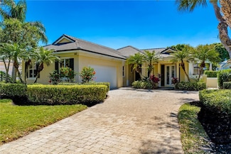 150 Lakeview Way, Vero Beach, FL 32963