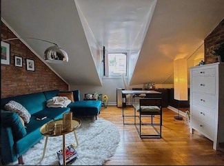 406 W 22nd St Unit 5-F, New York, NY 10011
