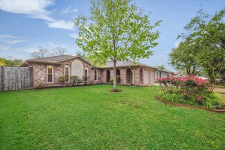 10450 Tenneco Dr, Houston, TX 77099