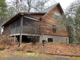147 Holly Ridge Ln, Murphy, NC 28906