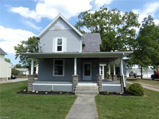 210 N Center St, Lagrange, OH 44050