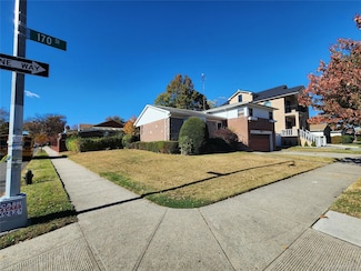 7164 170th St, Fresh Meadows, NY 11365