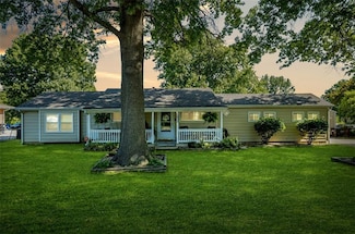 1934 E Mechanic Ave, Independence, MO 64050