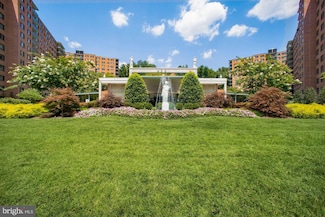 4201 Cathedral Ave NW Unit 122E, Washington, DC 20016