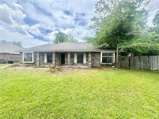 202 Lake Calcasieu Ct, Slidell, LA 70461