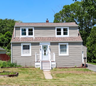 46 Country Club Rd, Groton, CT 06340