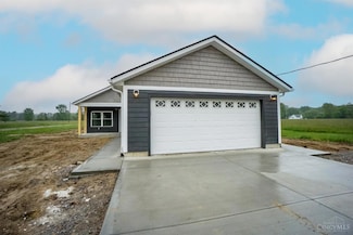 185 Dortmund Dr, Fayetteville, OH 45118