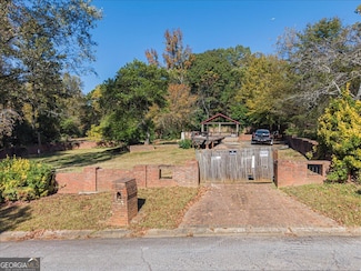 4426 Sterling Forest Dr, Decatur, GA 30034