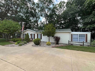 140 Lane 120 Lime Lake, Angola, IN 46703
