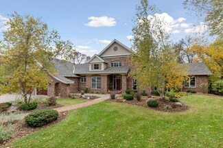 465 Hunter Pass, Wayzata, MN 55391