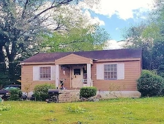 1330 Lakeview Dr, Macon, GA 31206