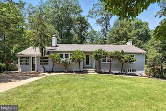3310 Military Dr, Falls Church, VA 22044