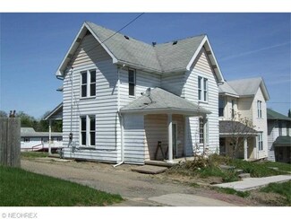 414 N Lincoln Ave, Barnesville, OH 43713