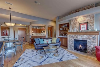440 Water St Unit 112, Prairie Du Sac, WI 53578