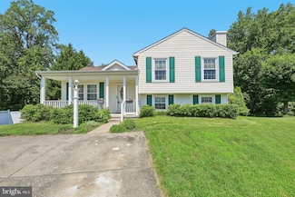 8 Yew Ct, Essex, MD 21221