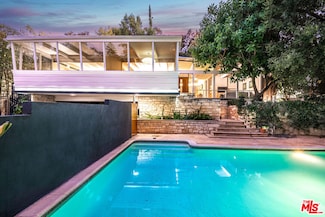14322 Valley Vista Blvd, Sherman Oaks, CA 91423