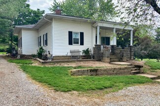 22311 Second Rd, Loogootee, IN 47553