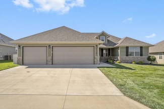 4269 Madrid Ave, Ozark, MO 65721
