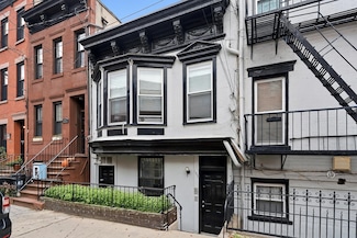 165 7th St Unit 2E, Hoboken, NJ 07030