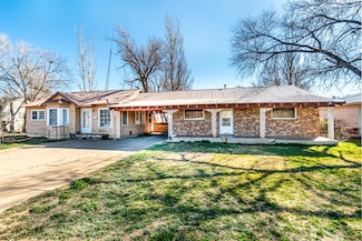 210 N Floyd Ave, Tulia, TX 79088