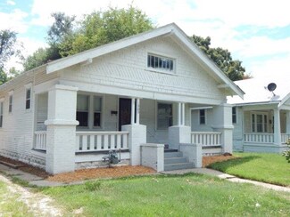 1905 W Maple St, Wichita, KS 67213