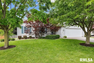 602 E 14th Avenue Ct, Coal Valley, IL 61240