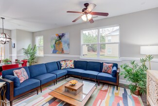 610 Chalcedony Ct, Durham, NC 27703