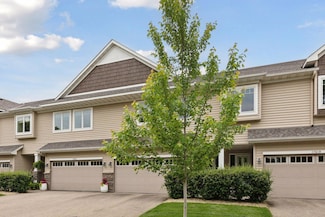 17617 Wiedman Way, Eden Prairie, MN 55347