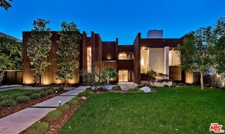 604 N Alpine Dr, Beverly Hills, CA 90210