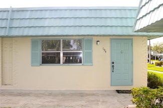 101 Cambridge Trail Unit 194, Sun City Center, FL 33573