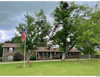 593 W Point Loop, Somerville, AL 35670